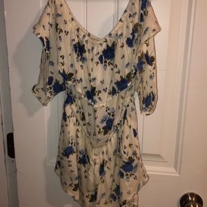 NEVER WORN OFF THE SHOULDER CREAM BLUE ROSE ROMPER